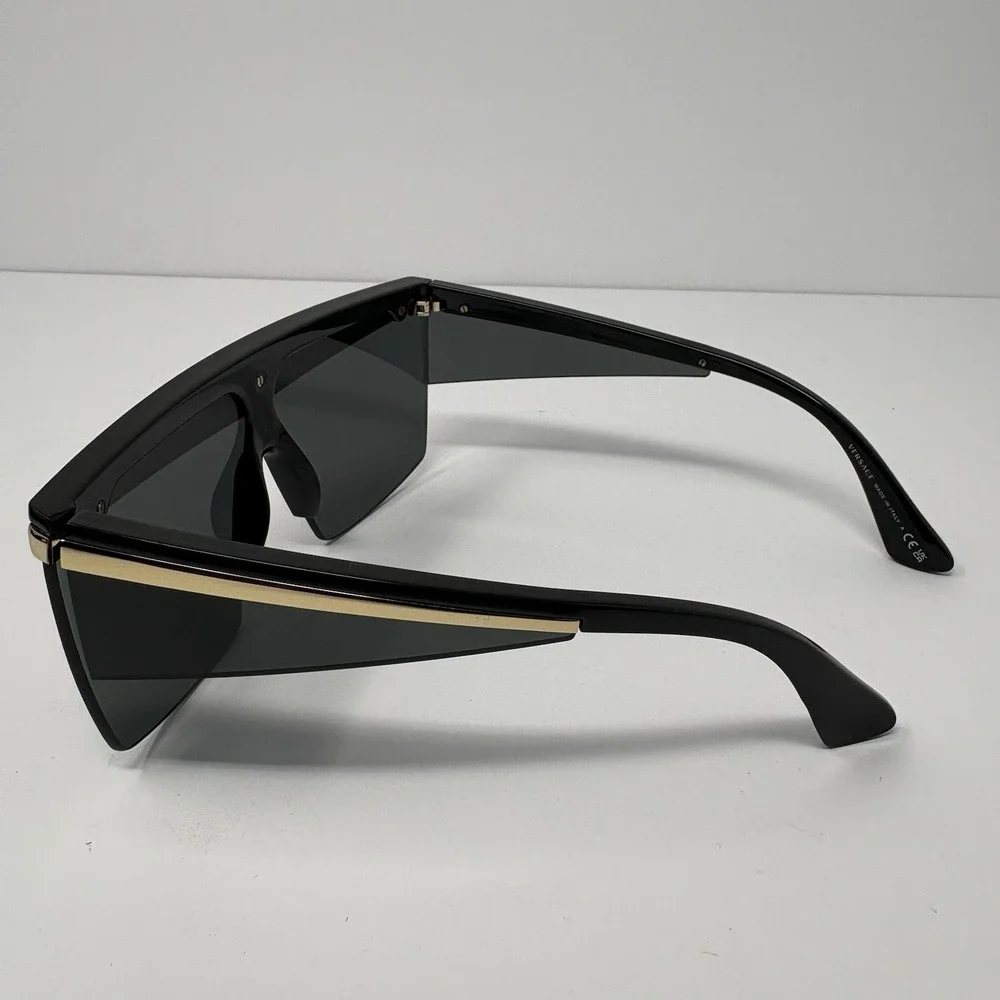 Versace Shield Sunglasses Black Gold Wraparound VE 2254 w/‎ Case & Box